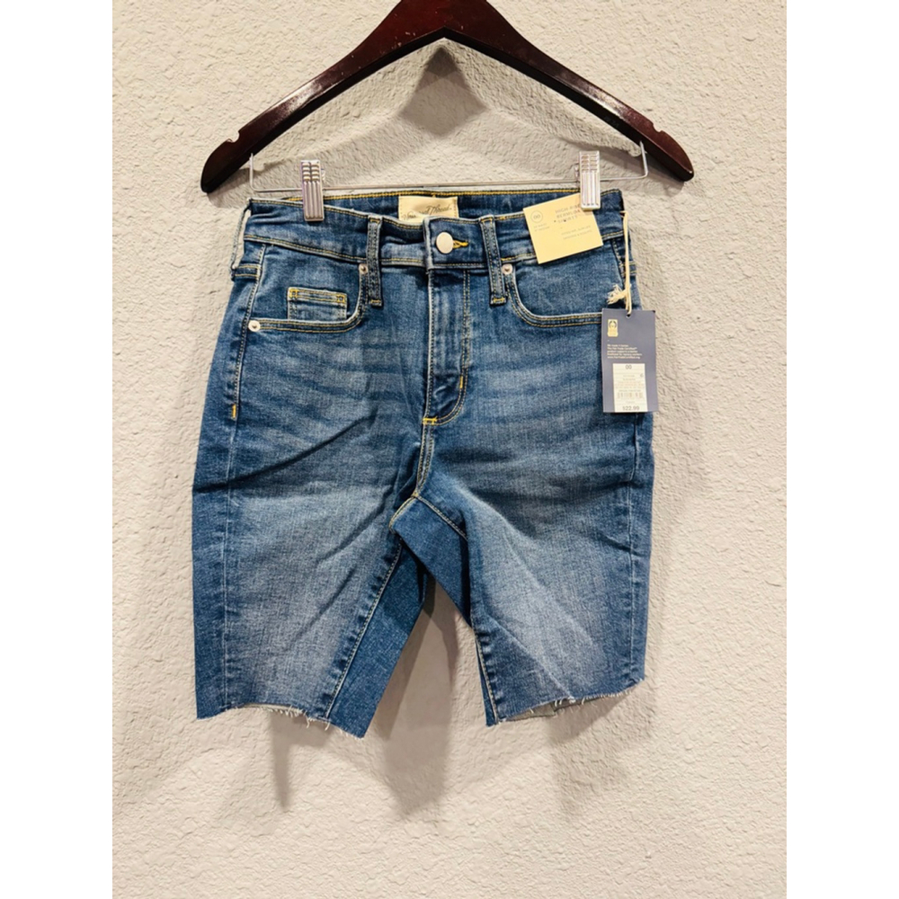 Universal Thread Blue High-Rise Bermuda Shorts |Size 00 | NWT
